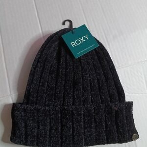 Roxy Charcoal Ribbed Beanie